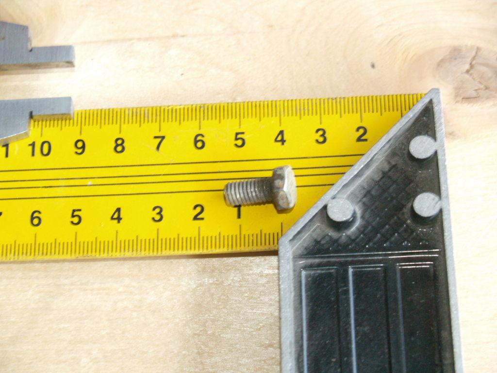 Болт М6х12 1713764274