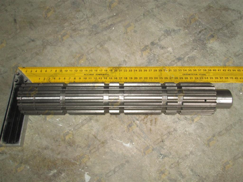 Вал вторичный КПП Fuller RT-11509 18729