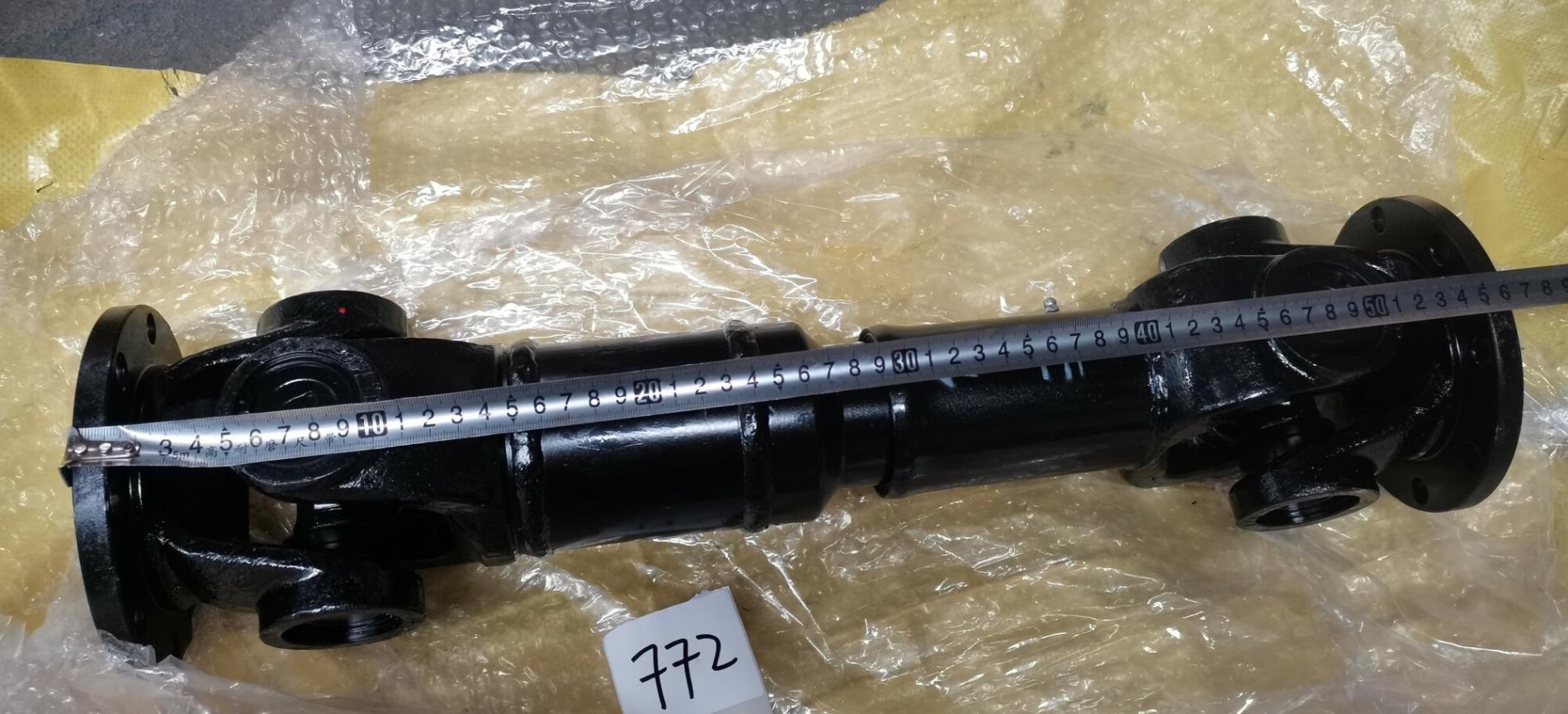 Вал карданный средний L=560 круглый фланец SDLG LG856/953 4110000486