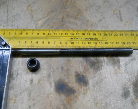 Болт-шпилька крепления головки блока с гайкой (Евро 2) VG1500010185